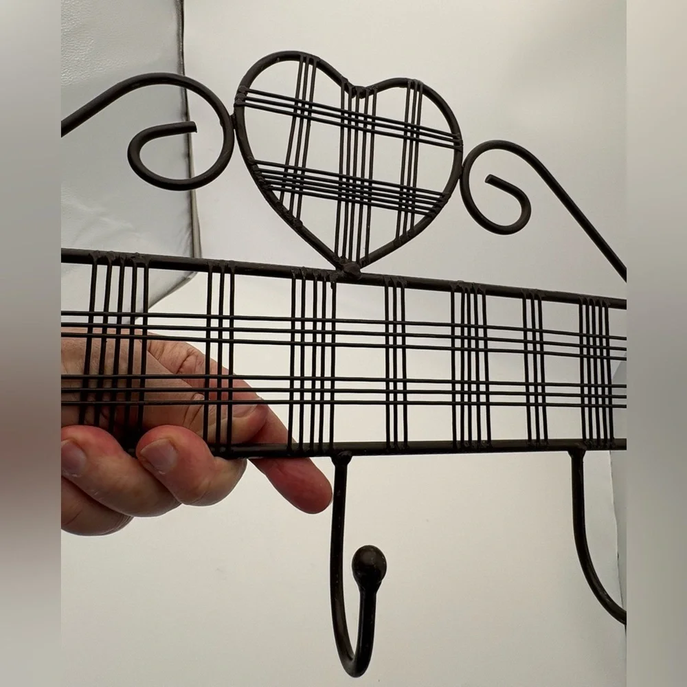 Heart Design Black Metal Wall Hook